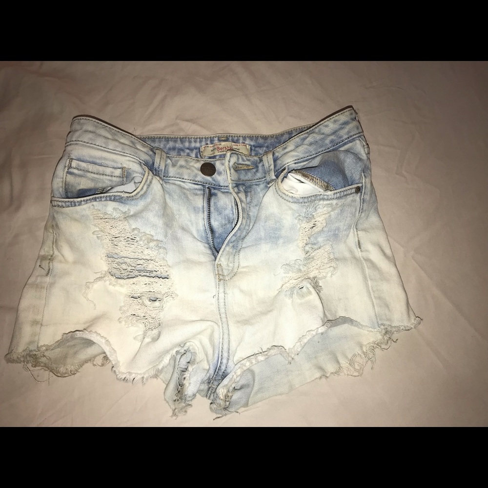 OMBRÉ DENIM SHORTS SIZE 4